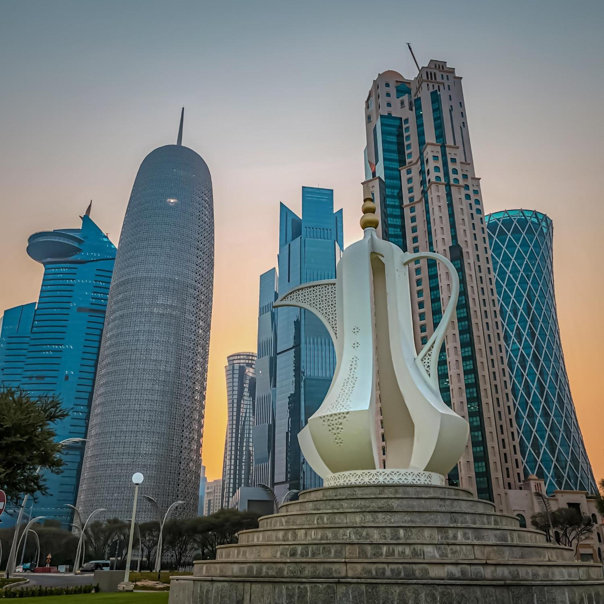 City Centre Rotana Doha Kültér fotó Doha skyline