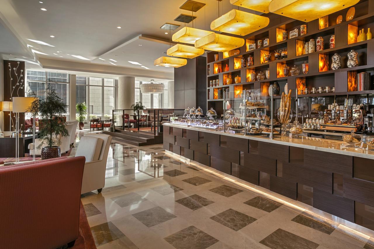 City Centre Rotana Doha Kültér fotó The lobby bar